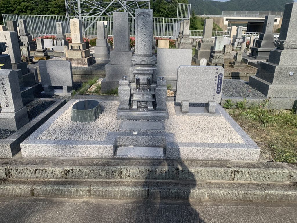 33107